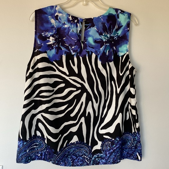 Black Label By Chico’s; size 2 (L); single button back opening; UEC - Picture 5 of 7